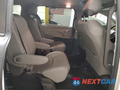 Zdjęcie 11 z 13 samochodu: 2024 TOYOTA SIENNA XLE 7-PASSENGER VIN:5TDYSKFC7RS121919 - miniatura