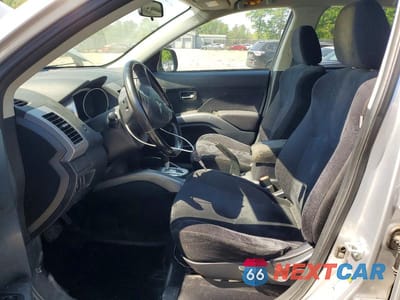 Zdjęcie 7 z 13 samochodu: 2012 MITSUBISHI OUTLANDER ES VIN:JA4AS2AW0CU002383 - miniatura