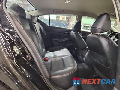 Zdjęcie 10 z 12 samochodu: 2019 NISSAN ALTIMA SR VIN:1N4BL4CV7KC148412 - miniatura