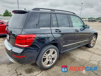 Trzecie zdjęcie samochodu z tyłu: 2021 MERCEDES-BENZ GLS 450 4MATIC VIN:4JGFF5KE4MA438837 - miniatura