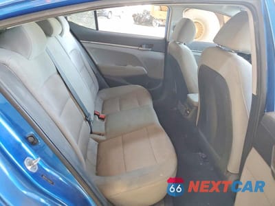 Zdjęcie 10 z 12 samochodu: 2017 HYUNDAI ELANTRA SE VIN:5NPD74LF2HH089542 - miniatura