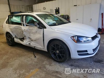 Czwarte zdjęcie samochodu z boku: 2015 VOLKSWAGEN GOLF VIN:3VWCA7AU8FM520633 - miniatura