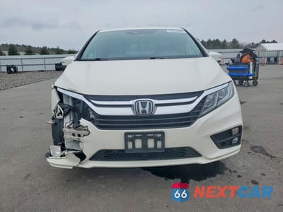 Piąte zdjęcie samochodu w środku: 2018 HONDA ODYSSEY EXL VIN:5FNRL6H71JB055921 - miniatura