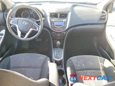 Zdjęcie 8 z 12 samochodu: 2013 HYUNDAI ACCENT GS VIN:KMHCT5AE3DU087544 - miniatura