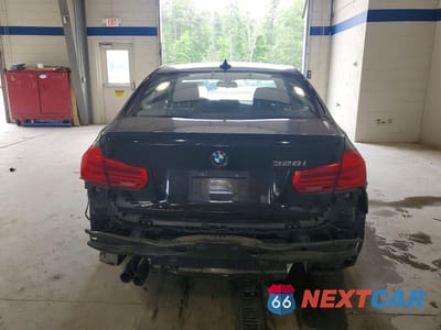 Zdjęcie 6 z 12 samochodu: 2016 BMW 328 I SULEV VIN:WBA8E9G52GNT46765 - miniatura