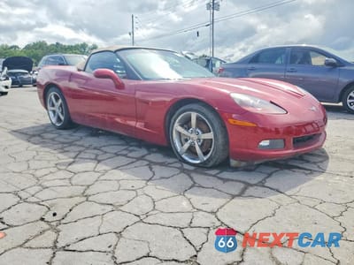 Czwarte zdjęcie samochodu z boku: 2010 CHEVROLET CORVETTE VIN:1G1YG3DW8A5104019 - miniatura