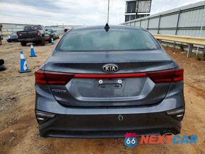 Zdjęcie 6 z 12 samochodu: 2019 KIA FORTE LXS VIN:3KPF24AD5KE077390 - miniatura