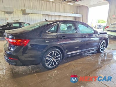 Trzecie zdjęcie samochodu z tyłu: 2025 VOLKSWAGEN JETTA SE VIN:3VW7X7BU1SM084765 - miniatura