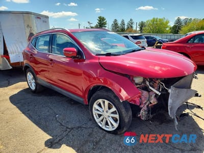 Czwarte zdjęcie samochodu z boku: 2017 NISSAN ROGUE SPORT SV VIN:JN1BJ1CR0HW116882 - miniatura