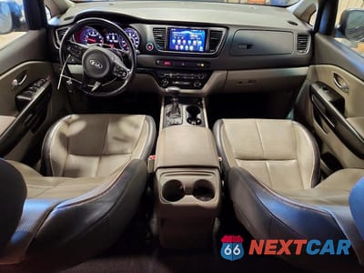 Zdjęcie 8 z 14 samochodu: 2017 KIA SEDONA LX VIN:KNDMB5C18H6308877 - miniatura