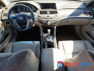 Zdjęcie 8 z 13 samochodu: 2010 HONDA ACCORD EXL VIN:1HGCP3F86AA005725 - miniatura