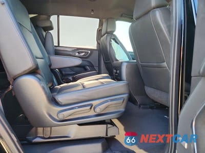 Zdjęcie 10 z 12 samochodu: 2021 CHEVROLET TAHOE C1500 LT VIN:1GNSCNKDXMR407104 - miniatura