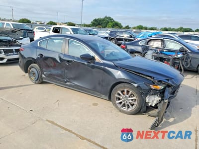 Czwarte zdjęcie samochodu z boku: 2021 MAZDA 3 VIN:JM1BPAAL5M1322104 - miniatura