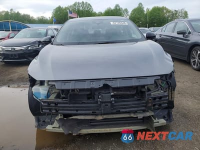 Piąte zdjęcie samochodu w środku: 2021 NISSAN SENTRA SR VIN:3N1AB8DV0MY301269 - miniatura