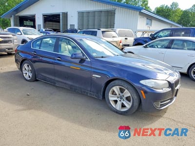 Czwarte zdjęcie samochodu z boku: 2012 BMW 528 XI VIN:WBAXH5C54CDW09484 - miniatura