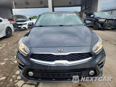 Piąte zdjęcie samochodu w środku: 2020 KIA FORTE LXS VIN:3KPF24AD0LE247172 - miniatura