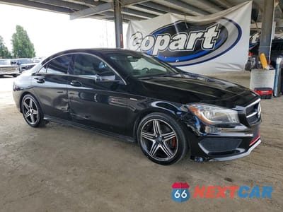 Czwarte zdjęcie samochodu z boku: 2016 MERCEDES-BENZ CLA 250 VIN:WDDSJ4EB5GN388286 - miniatura