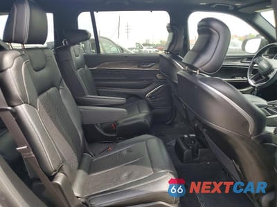 Zdjęcie 11 z 13 samochodu: 2021 JEEP GRAND CHEROKEE L OVERLAND VIN:1C4RJKDG7M8159743 - miniatura