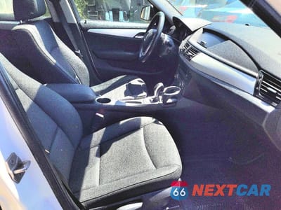 Piąte zdjęcie samochodu w środku: 2013 BMW X1 XDRIVE28I VIN:WBAVL1C53DVR86785 - miniatura