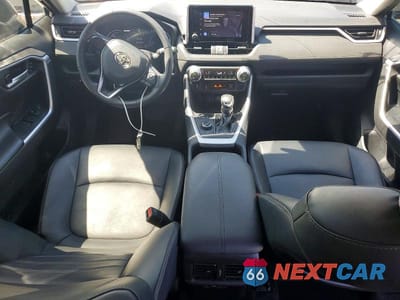 Zdjęcie 8 z 12 samochodu: 2023 TOYOTA RAV4 XLE PREMIUM VIN:4T3B6RFV2PU124128 - miniatura