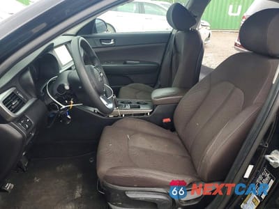 Zdjęcie 7 z 12 samochodu: 2019 KIA OPTIMA LX VIN:5XXGT4L34KG343365 - miniatura
