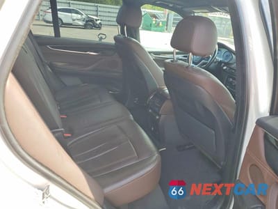 Zdjęcie 11 z 13 samochodu: 2018 BMW X5 SDRIVE35I VIN:5UXKR2C58J0Z20976 - miniatura