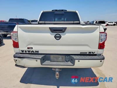 Zdjęcie 6 z 12 samochodu: 2019 NISSAN TITAN SV VIN:1N6AA1E68KN529168 - miniatura