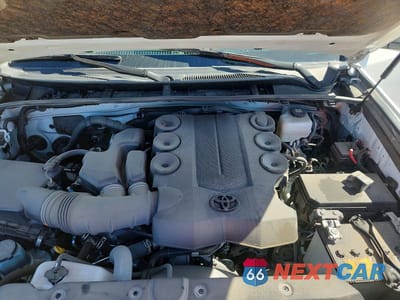 Zdjęcie 12 z 14 samochodu: 2023 TOYOTA 4RUNNER SR5 VIN:JTEMU5JR7P6133714 - miniatura