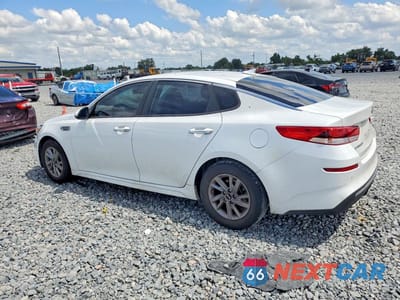 Drugie zdjęcie samochodu z przodu: 2020 KIA OPTIMA LX VIN:5XXGT4L30LG420895 - miniatura