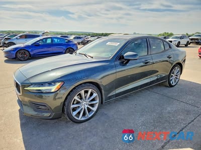 2020 VOLVO S60 T5 MOMENTUM 7JR102FK1LG067079 - główne zdjęcie licytacji z USA - miniatura