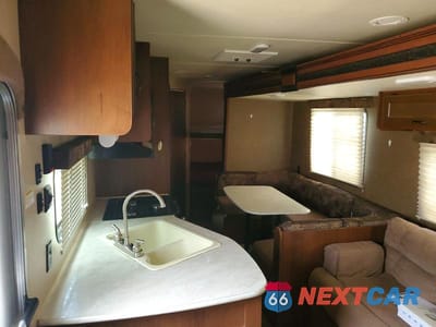 Zdjęcie 6 z 10 samochodu: 2015 JAYCO JAY FLIGHT SLX CAMPER VIN:1UJBJ0BR0F77X0085 - miniatura