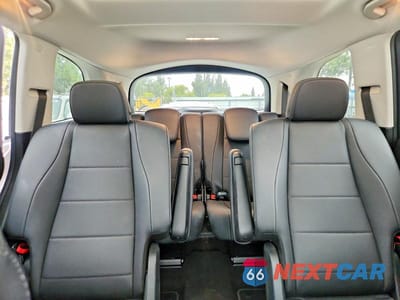 Zdjęcie 10 z 13 samochodu: 2024 MERCEDES-BENZ GLS 450 4MATIC VIN:4JGFF5KE3RB230658 - miniatura