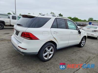 Trzecie zdjęcie samochodu z tyłu: 2017 MERCEDES-BENZ GLE 350 VIN:4JGDA5JB6HA853595 - miniatura