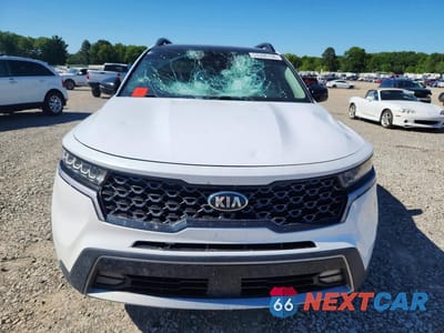 Piąte zdjęcie samochodu w środku: 2021 KIA SORENTO EX VIN:5XYRHDLF3MG063360 - miniatura