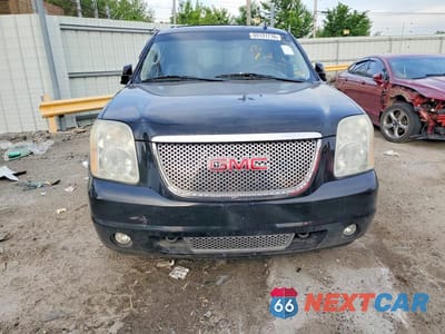 Piąte zdjęcie samochodu w środku: 2012 GMC YUKON DENALI VIN:1GKS2EEF8CR294149 - miniatura