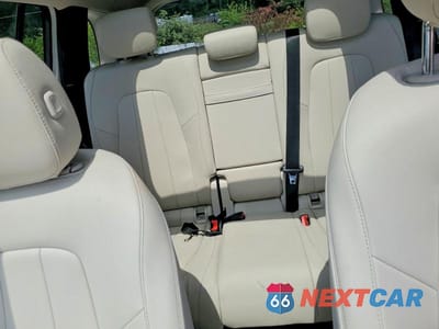 Zdjęcie 10 z 13 samochodu: 2022 MERCEDES-BENZ GLB 250 VIN:W1N4M4GB1NW246265 - miniatura