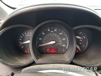 Zdjęcie 9 z 12 samochodu: 2017 KIA RIO LX VIN:KNADM4A3XH6108573 - miniatura