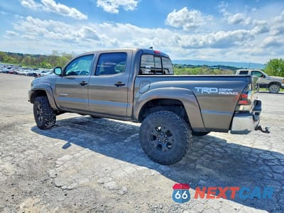 Drugie zdjęcie samochodu z przodu: 2014 TOYOTA TACOMA DOUBLE CAB VIN:5TFLU4EN3EX098792 - miniatura