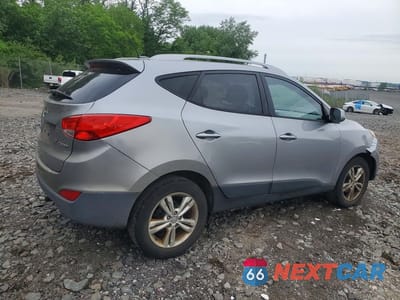 Trzecie zdjęcie samochodu z tyłu: 2011 HYUNDAI TUCSON GLS VIN:KM8JU3ACXBU276793 - miniatura