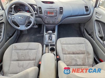Zdjęcie 8 z 12 samochodu: 2017 KIA FORTE LX VIN:3KPFK4A71HE035804 - miniatura