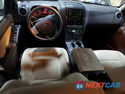 Zdjęcie 8 z 12 samochodu: 2008 FORD EXPLORER SPORT TRAC XLT VIN:1FMEU51E98UA52311 - miniatura