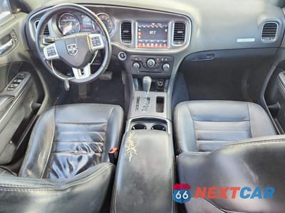 Zdjęcie 8 z 12 samochodu: 2011 DODGE CHARGER R VIN:2B3CM5CT0BH598272 - miniatura