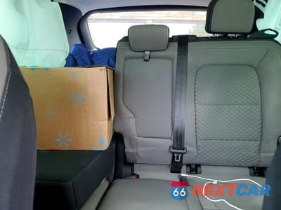 Zdjęcie 10 z 13 samochodu: 2021 FORD ESCAPE SE VIN:1FMCU0G62MUB20565 - miniatura