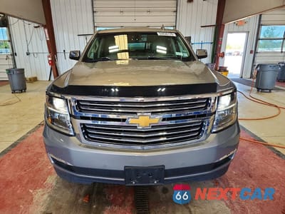 Piąte zdjęcie samochodu w środku: 2019 CHEVROLET TAHOE K1500 PREMIER VIN:1GNSKCKC1KR403681 - miniatura
