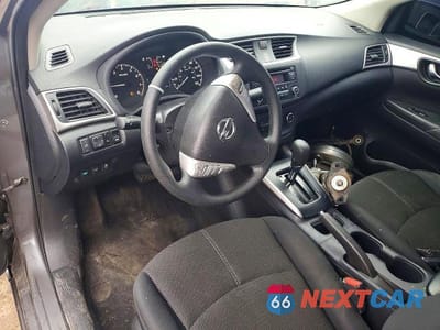 Zdjęcie 8 z 12 samochodu: 2017 NISSAN SENTRA S VIN:3N1AB7AP3HY405552 - miniatura