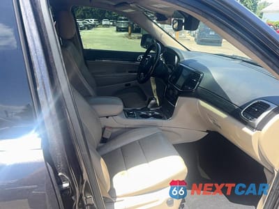 Piąte zdjęcie samochodu w środku: 2020 JEEP GRAND CHEROKEE LIMITED VIN:1C4RJFBG4LC322449 - miniatura