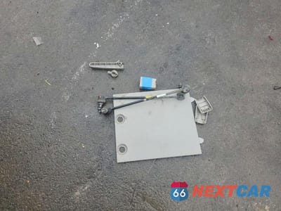 Zdjęcie 13 z 14 samochodu: 2008 CHEVROLET SUBURBAN K1500 LS VIN:1GNFK16398J231228 - miniatura