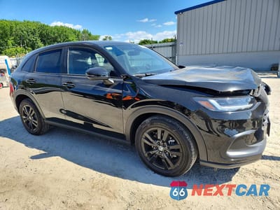 Czwarte zdjęcie samochodu z boku: 2026 HONDA HR-V SPORT VIN:3CZRZ2H50TM743939 - miniatura