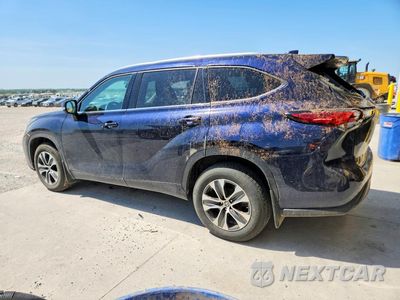 Drugie zdjęcie samochodu z przodu: 2021 TOYOTA HIGHLANDER XLE VIN:5TDGZRBH7MS527502 - miniatura