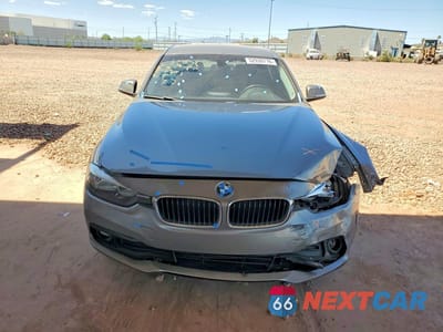 Piąte zdjęcie samochodu w środku: 2016 BMW 320 I VIN:WBA8E1G59GNT34047 - miniatura